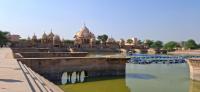 Govardhan Parikrama by eRickshaw. (Uddhav Kund, Kusum Sarovar, Govind Kund) (21 March 2025)